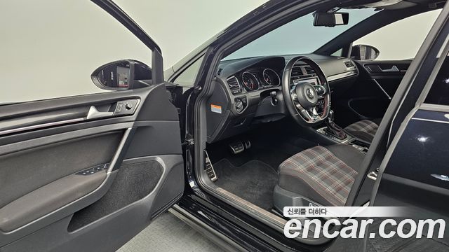 Volkswagen Golf (VII) 2.0 GTI Extreme Edition 2016 — фото 10