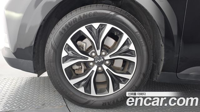 Kia Carnival (IV) Diesel 9-Seater Prestige 2023 — фото 5