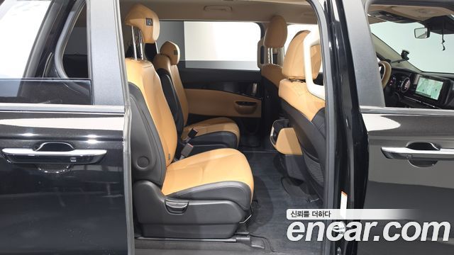 Kia Carnival (IV) Diesel 9-Seater Prestige 2023 — фото 12