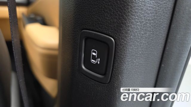 Kia Carnival (IV) Diesel 9-Seater Prestige 2023 — фото 17
