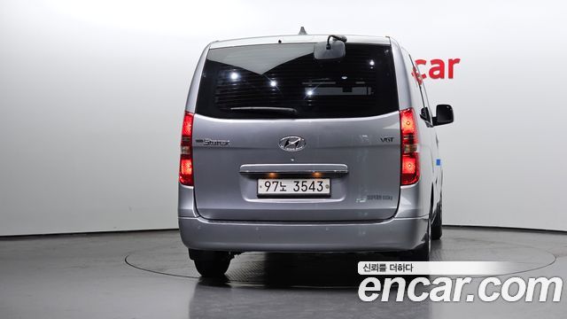Hyundai Grand Starex Van 5-Seater Smart 2021 — фото 4