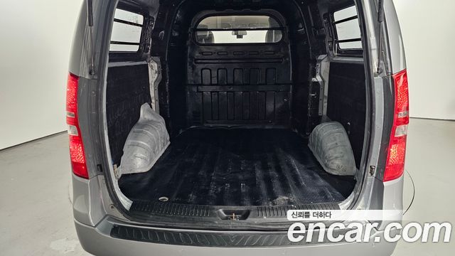 Hyundai Grand Starex Van 5-Seater Smart 2021 — фото 16