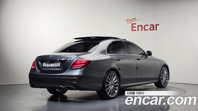 Mercedes-Benz E-Class (W213) E350 4MATIC AMG Line 2019 — фото 2