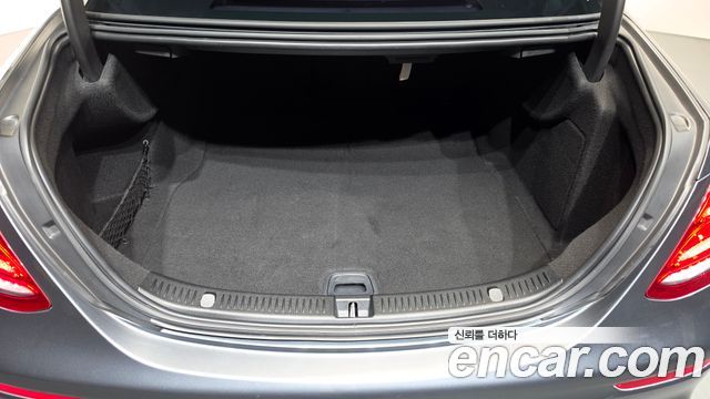 Mercedes-Benz E-Class (W213) E350 4MATIC AMG Line 2019 — фото 17