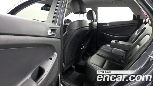 Hyundai Tucson Diesel 2.0 2WD Modern 2020 — фото 11