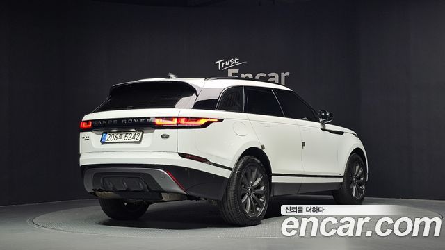 Land Rover Range Rover Velar 2.0 D240 R-Dynamic SE 2019 — фото 2