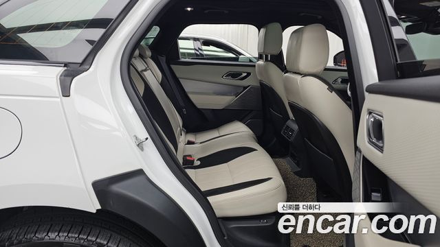 Land Rover Range Rover Velar 2.0 D240 R-Dynamic SE 2019 — фото 12
