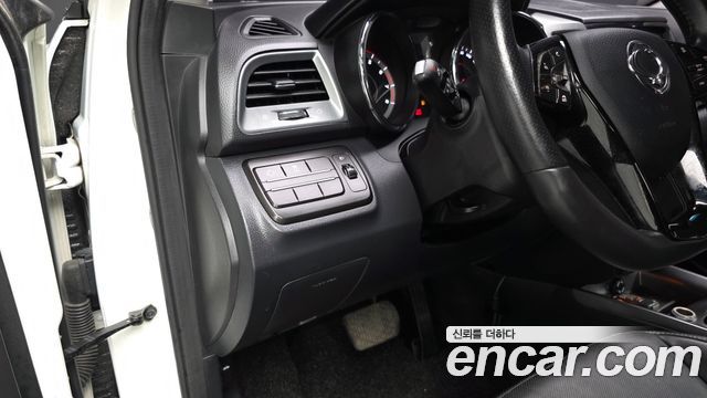 KG Mobility (SsangYong) Tivoli Armor Gear Edition 2WD 2018 — фото 13