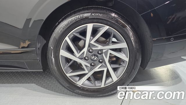 Hyundai Grandeur (GN7) 2,5 Gasoline 2WD Exclusive 2023 — фото 21
