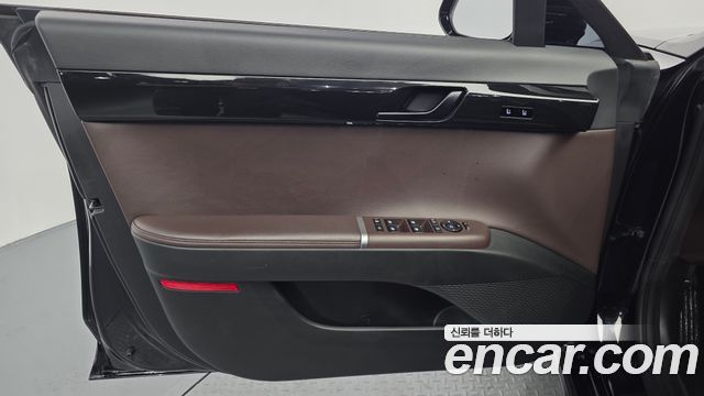 Hyundai Grandeur (GN7) 2,5 Gasoline 2WD Exclusive 2023 — фото 24