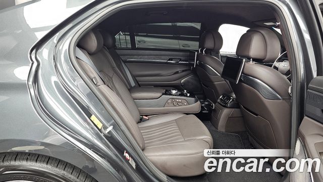 Genesis G90 3.8 AWD Prestige 2019 — фото 12