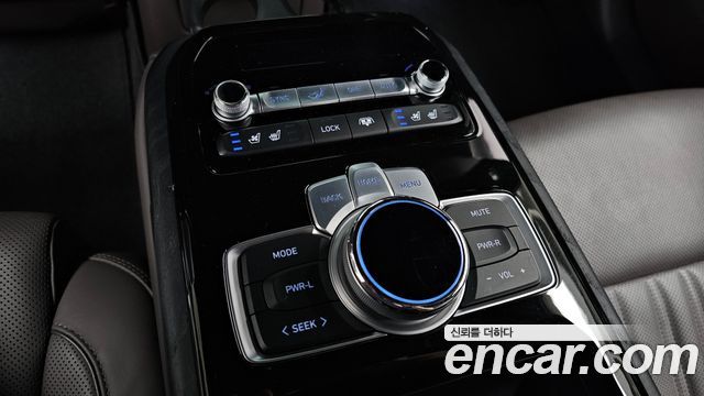 Genesis G90 3.8 AWD Prestige 2019 — фото 19