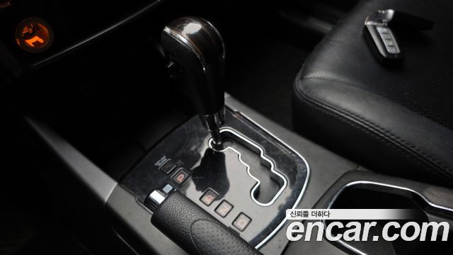 KG Mobility (SsangYong) Korando C 2.0 Adventure 60th Edition 4WD 2015 — фото 9