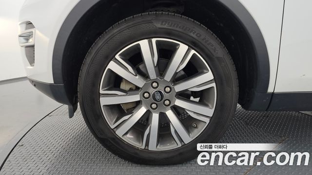 Land Rover Discovery Sport 2.0 TD4 HSE Luxury 2017 — фото 5