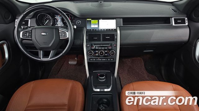 Land Rover Discovery Sport 2.0 TD4 HSE Luxury 2017 — фото 7