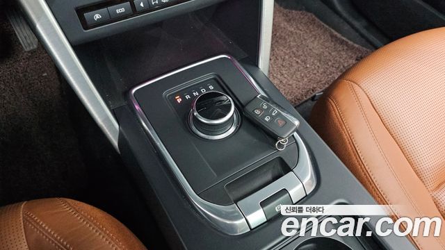 Land Rover Discovery Sport 2.0 TD4 HSE Luxury 2017 — фото 9