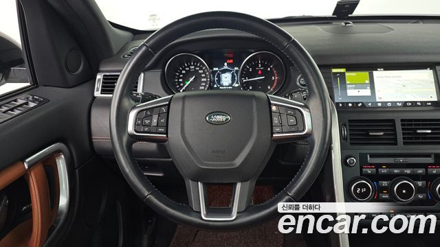 Land Rover Discovery Sport 2.0 TD4 HSE Luxury 2017 — фото 13