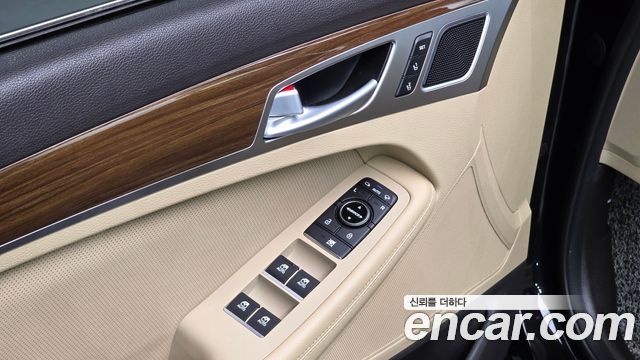 Genesis G80 3.3 GDI AWD Luxury 2017 — фото 16