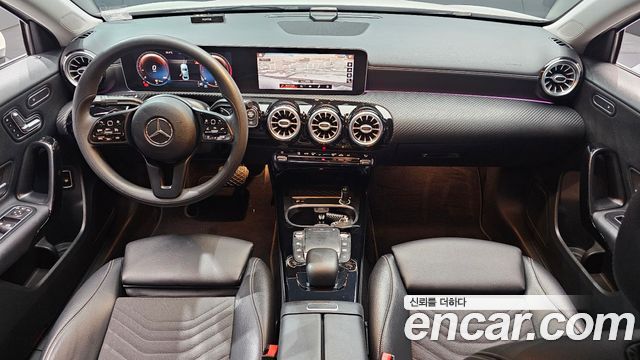 Mercedes-Benz A-Class (W177) A220 Sedan 2020 — фото 7