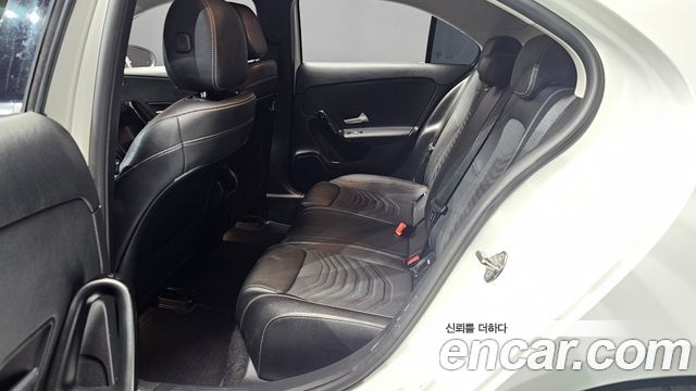 Mercedes-Benz A-Class (W177) A220 Sedan 2020 — фото 12