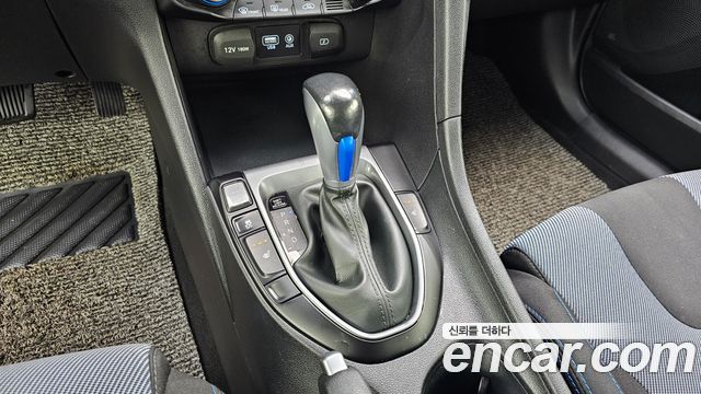 Hyundai Veloster (JS) 1.4 Turbo Modern 2020 — фото 9