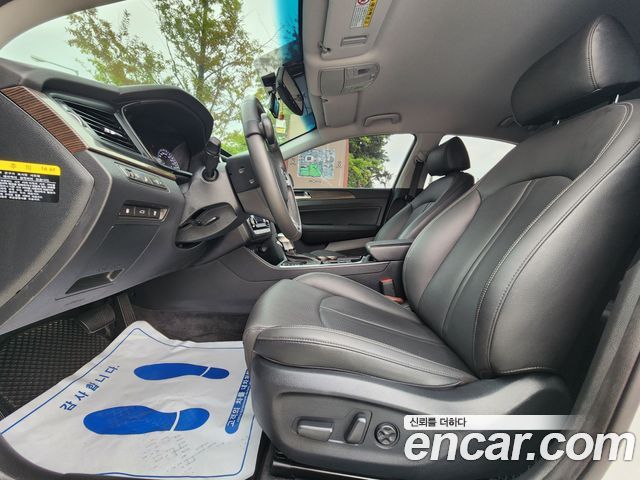 Hyundai Sonata New Rise 2.0 Modern 2019 — фото 10