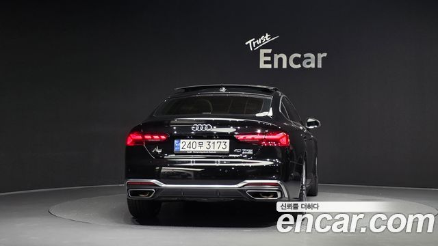 Audi A5 (F5) 40 TFSI Quattro Premium Sportback 2023 — фото 4