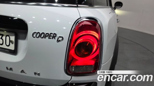 MINI Cooper D Countryman ALL4 2nd 2020 — фото 29