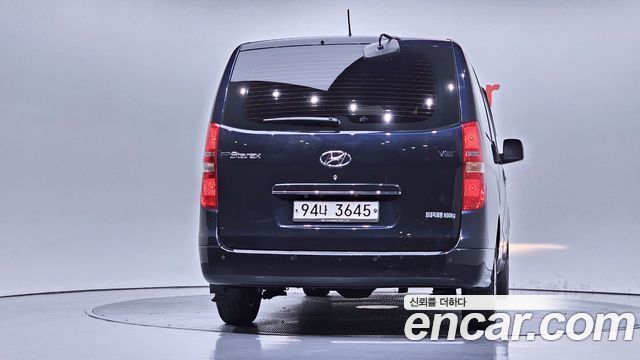 Hyundai Grand Starex Van 5-Seater Modern 2021 — фото 4