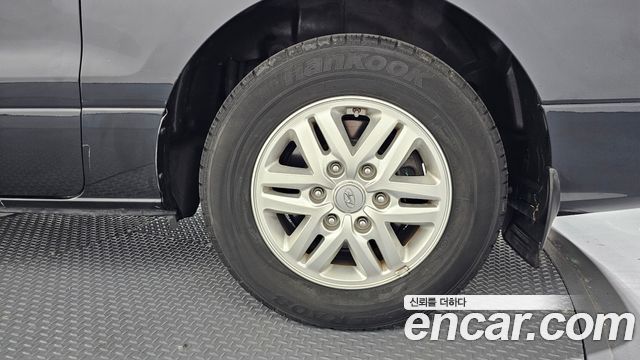 Hyundai Grand Starex Van 5-Seater Modern 2021 — фото 21