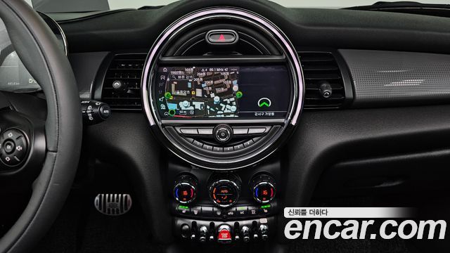 MINI Cooper 5Door HIGH 3rd 2021 — фото 14