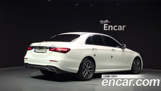 Mercedes-Benz E-Class (W213) E220d 4MATIC AMG Line 2021 — фото 2