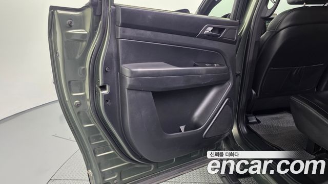 KG Mobility (SsangYong) Rexton Sports Khan Diesel 2.2 4WD Prestige 2023 — фото 25