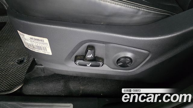 KG Mobility (SsangYong) Rexton Sports Khan Diesel 2.2 4WD Prestige 2023 — фото 31
