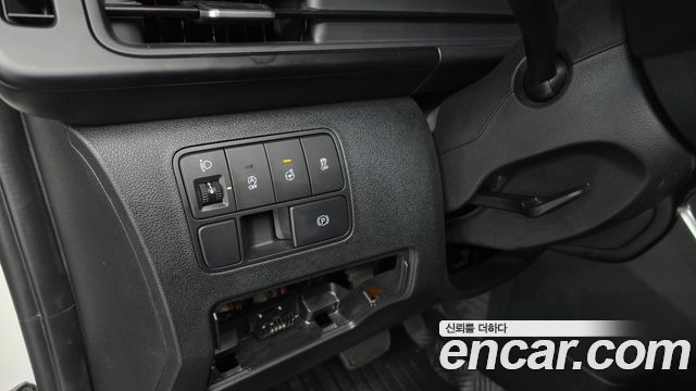 Hyundai Staria Cargo 5-Seater Modern 2022 — фото 15