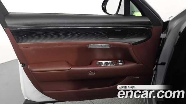 Genesis G90 (RS4) Gasoline 3.5 Turbo AWD 2023 — фото 24