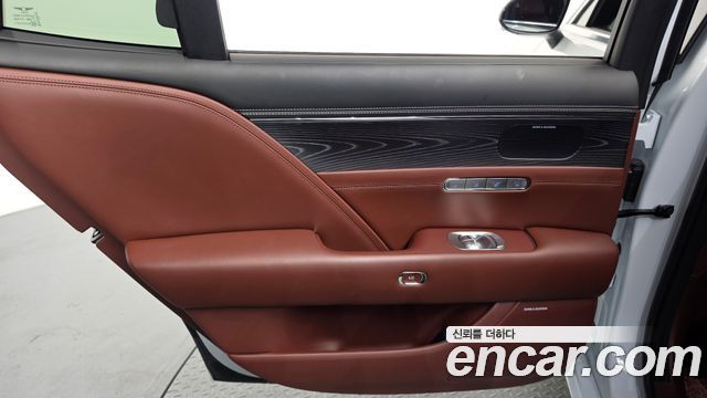 Genesis G90 (RS4) Gasoline 3.5 Turbo AWD 2023 — фото 25