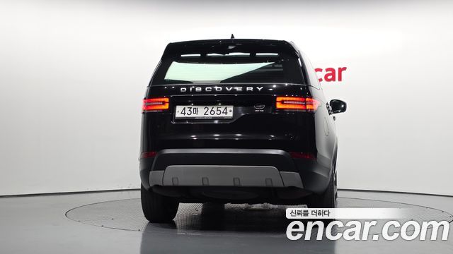 Land Rover Discovery 5 3.0 TD6 HSE Luxury 2017 — фото 4