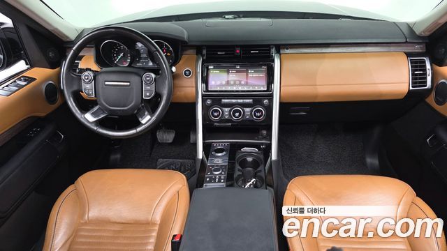 Land Rover Discovery 5 3.0 TD6 HSE Luxury 2017 — фото 7