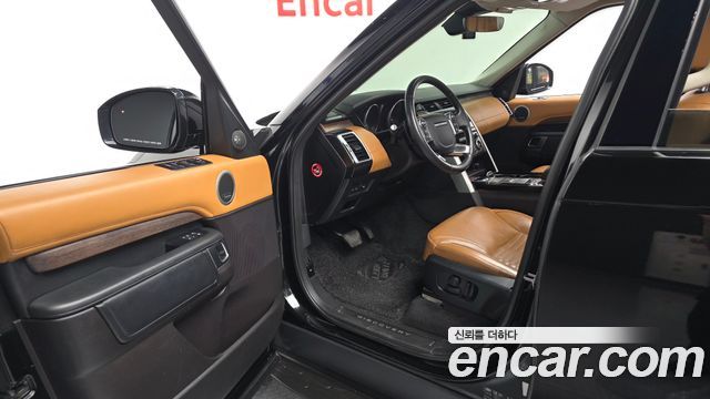 Land Rover Discovery 5 3.0 TD6 HSE Luxury 2017 — фото 10