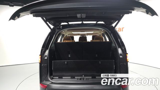 Land Rover Discovery 5 3.0 TD6 HSE Luxury 2017 — фото 20