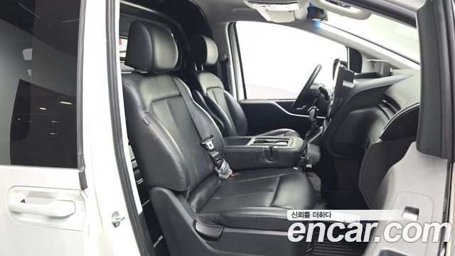 Hyundai Staria Cargo 3-Seater Modern 2022 — фото 11