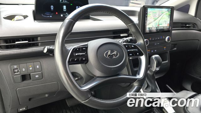 Hyundai Staria Cargo 3-Seater Modern 2022 — фото 13