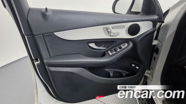 Mercedes-Benz GLC-Class (X253) GLC300e 4MATIC 2021 — фото 24