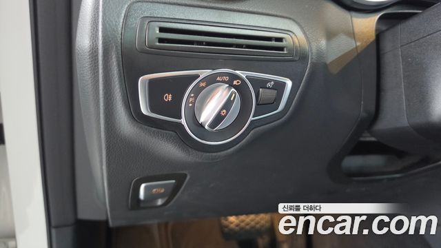 Mercedes-Benz GLC-Class (X253) GLC300e 4MATIC 2021 — фото 30