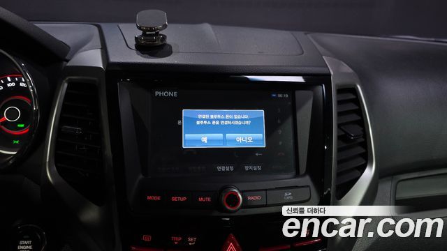 KG Mobility (SsangYong) Tivoli LX 2WD DLX 2016 — фото 17