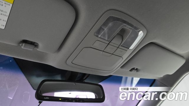 KG Mobility (SsangYong) Tivoli LX 2WD DLX 2016 — фото 18