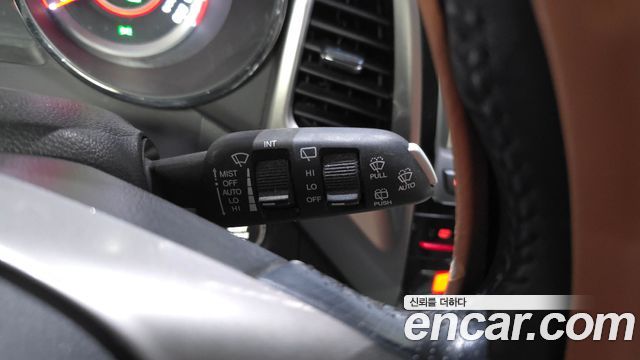 KG Mobility (SsangYong) Tivoli LX 2WD DLX 2016 — фото 29