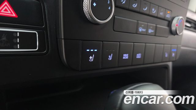 Hyundai Staria L3.5 Cargo 5-Seater Modern 2024 — фото 17