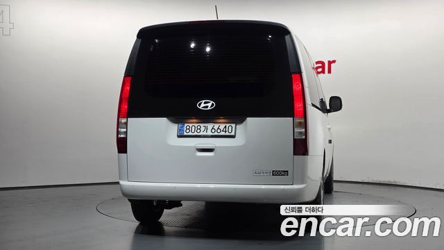Hyundai Staria Cargo 5-Seater Modern 2025 — фото 4